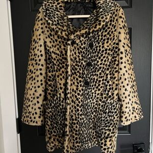 Leopard-Print Teddy Jacket in Tan and Black